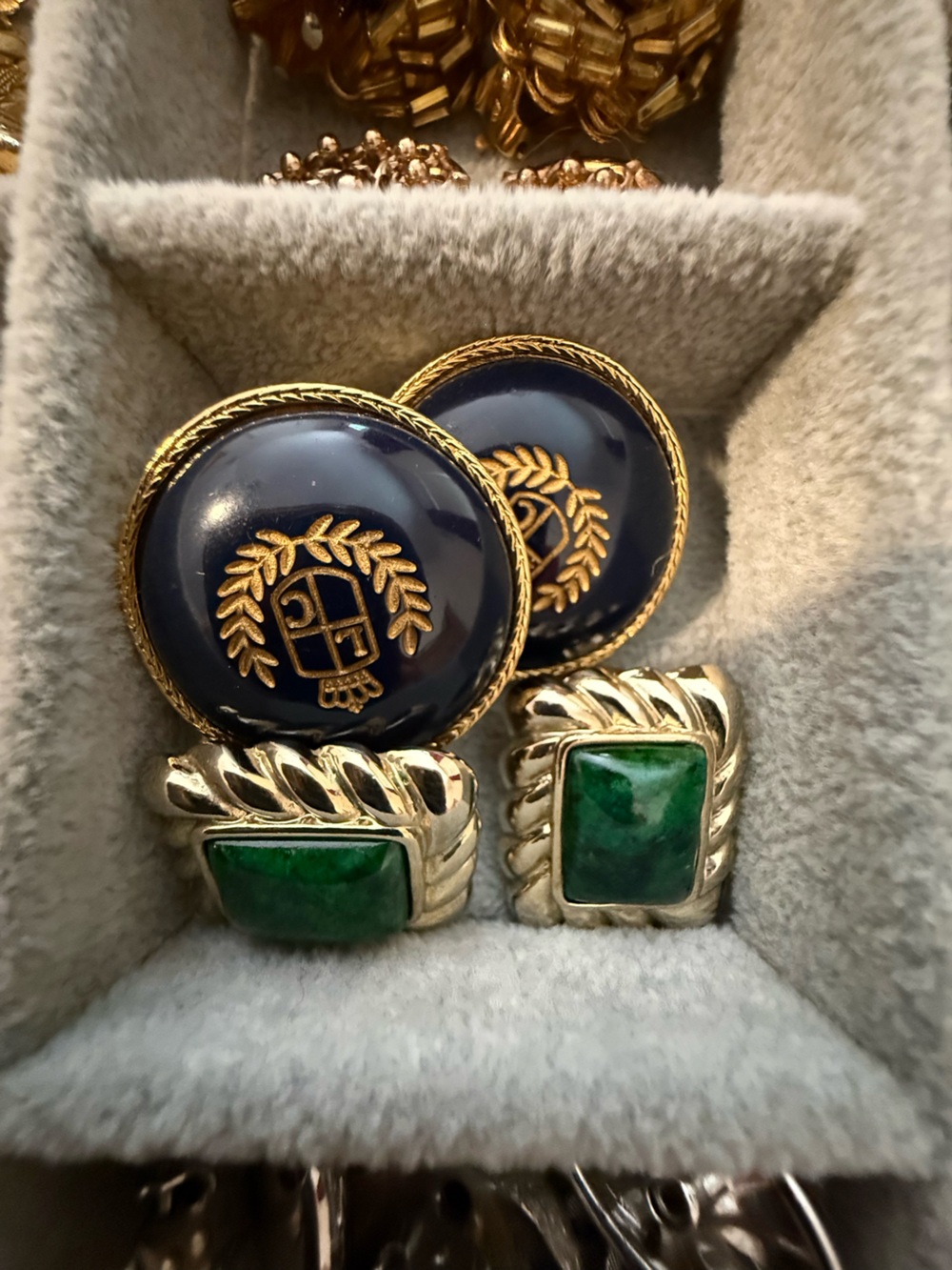 Vtg Liz Claiborne Navy & Gold Button clip Earrings & gold & green clip earrings